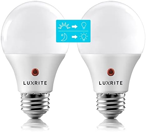 LUXRITE 19 LED Alkonyat Hajnal Izzók Kültéri Világítás, 60 Watt Egyenértékű, Zárt Lámpatest Névleges, Automatikus On Off Érzékelő,