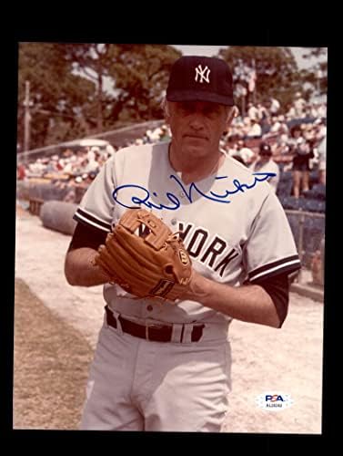 Phil Niekro PSA DNS Aláírt 8x10 Fotó Autogramot Yankees