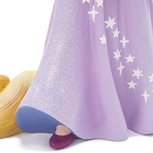 Enesco Disney Bemutató Kusza Rapunzel Ünnep Hercegnő Pascal Figura, 8.31 Inch, Többszínű