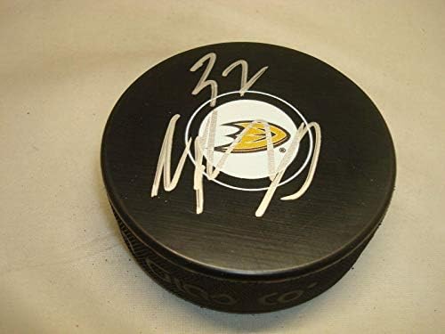 Nick Ritchie Aláírt Anaheim Ducks Jégkorong Dedikált 1B - Dedikált NHL Korong